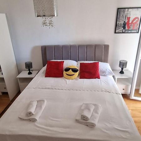 Apartments Anica 2 Makarska Exterior photo