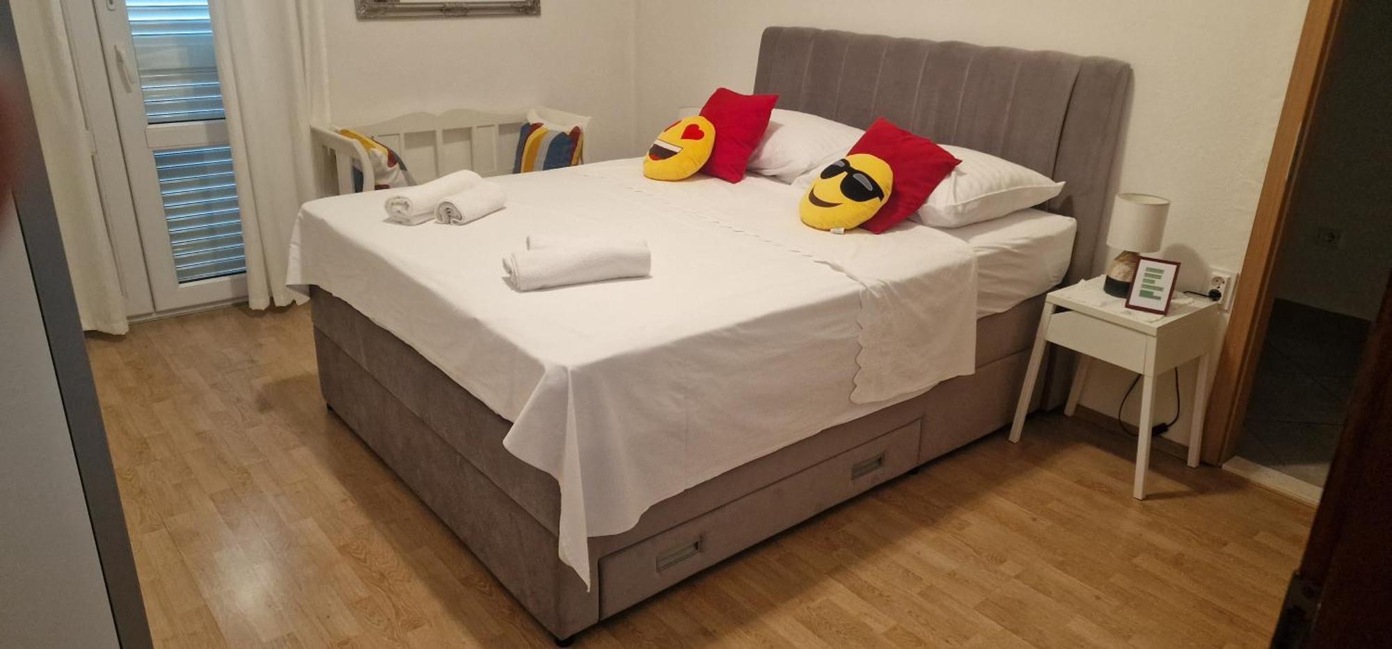 Apartments Anica 2 Makarska Room photo